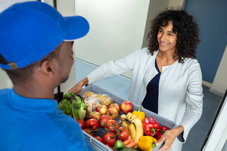 How to Start a Grocery Delivery Business