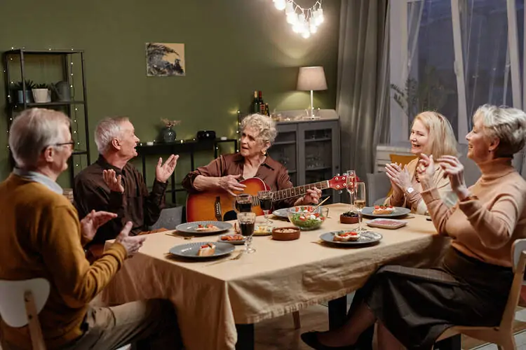 Christmas Songs to Sing for Nursing Home Residents