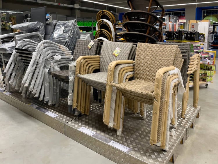 How to Start a Rent-to-Own Furniture Business