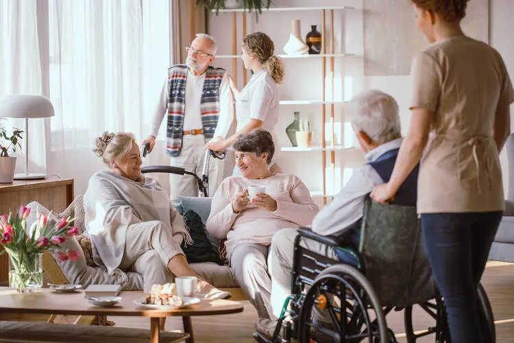 How to Find and Recruit Volunteers for Nursing Home