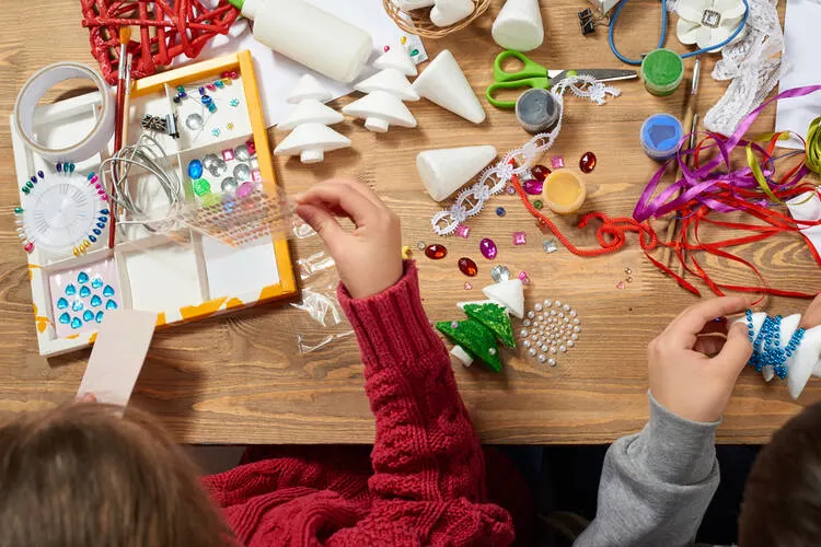 Christmas Crafts for Kids to Make for Nursing Home Residents