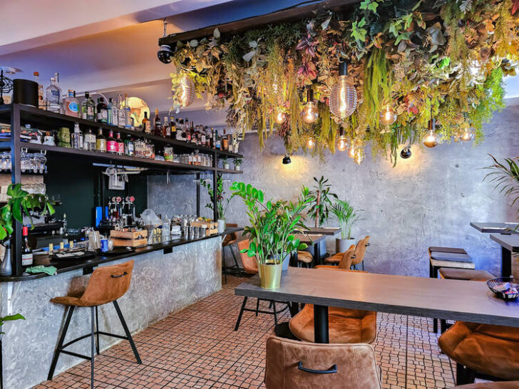 10 Eye-Catching Valentine Coffee Bar Decoration ideas to Wow your ...