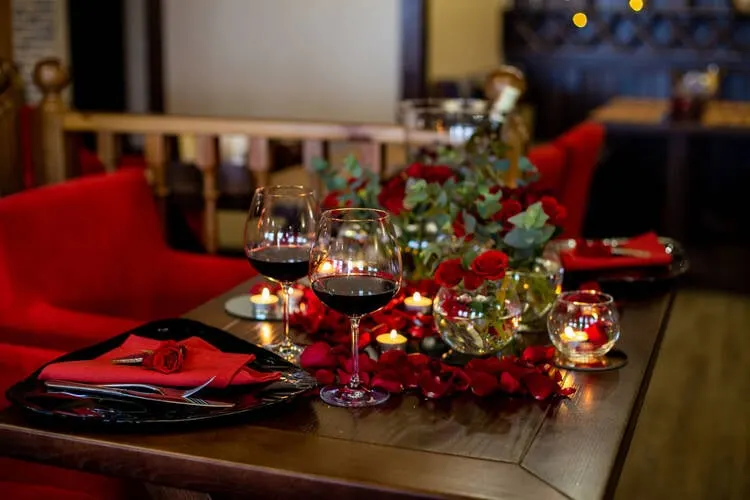 Valentine Restaurant Decoration ideas