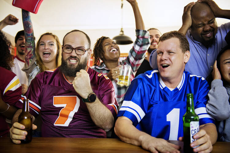 15-creative-sports-bar-event-ideas-to-keep-customers-coming-back