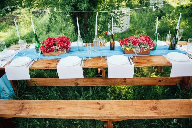 Food Truck Wedding Table Setting ideas Rustic Style