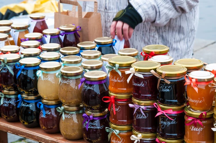 Jam Display ideas in a Farmer's Market
