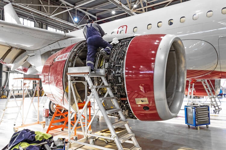 How to Start a Jet Engine Repair Business