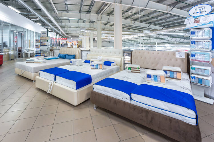 Mattress Store Showroom Display ideas