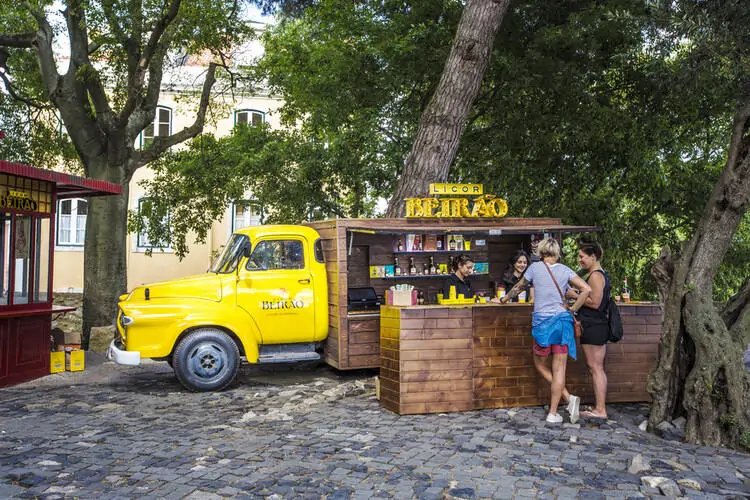 How to Start a Mobile Bar Trailer Business