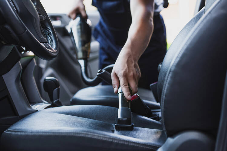 Equipment You Need to Start a Car Detailing Business