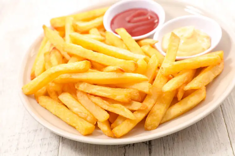 15 Creative French Fries Serving ideas to Encourage Customers to Share Photos on Social media and Increase Repeat Purchases