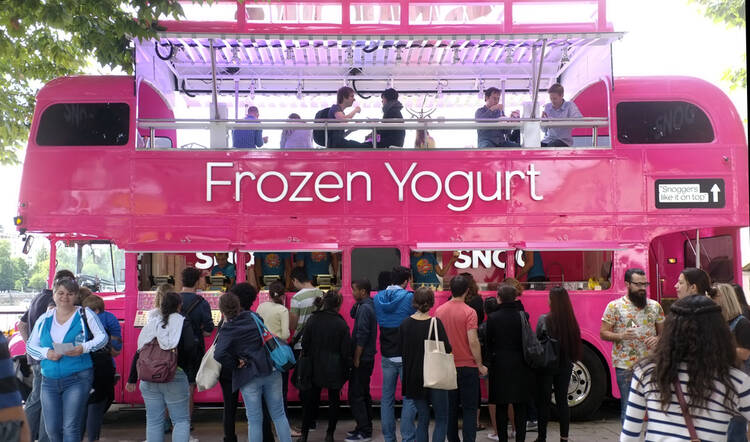 Pink Food Truck Design ideas With Floor Plan and Layout